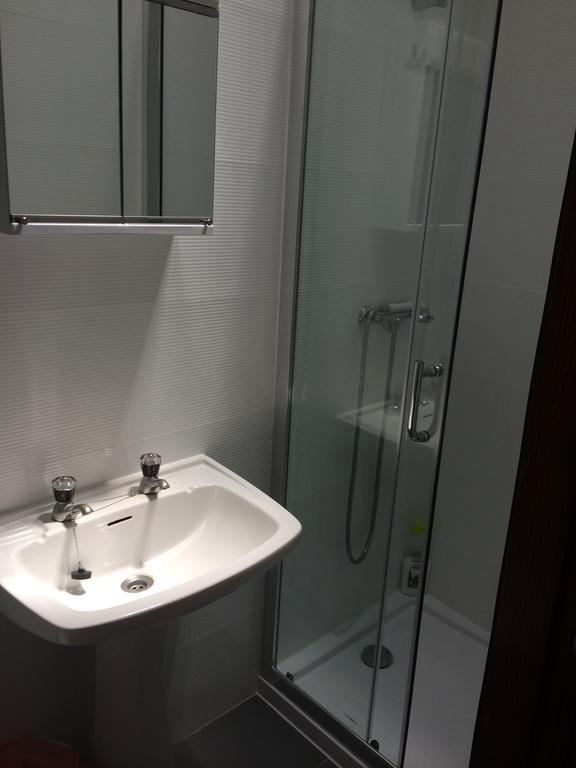 Private Room In Old Town Viana do Castelo Luaran gambar